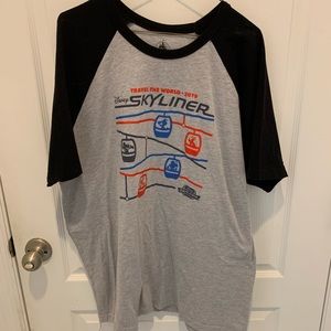 Skyliner Disney Top